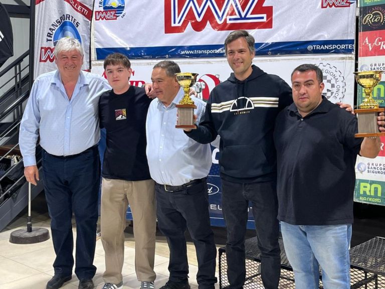 Vélez campeón de la Liga Profesional; Marcos Craievich y Gastón Gagliardi ganan el Rally Ciudad de Bariloche; Estudiantes Unidos y Torino se preparan para la final del Torneo Clausura